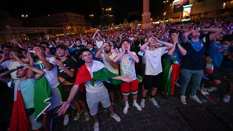 Vai trò và ý nghĩa của Tifosi trong cộng đồng bóng đá người Ý